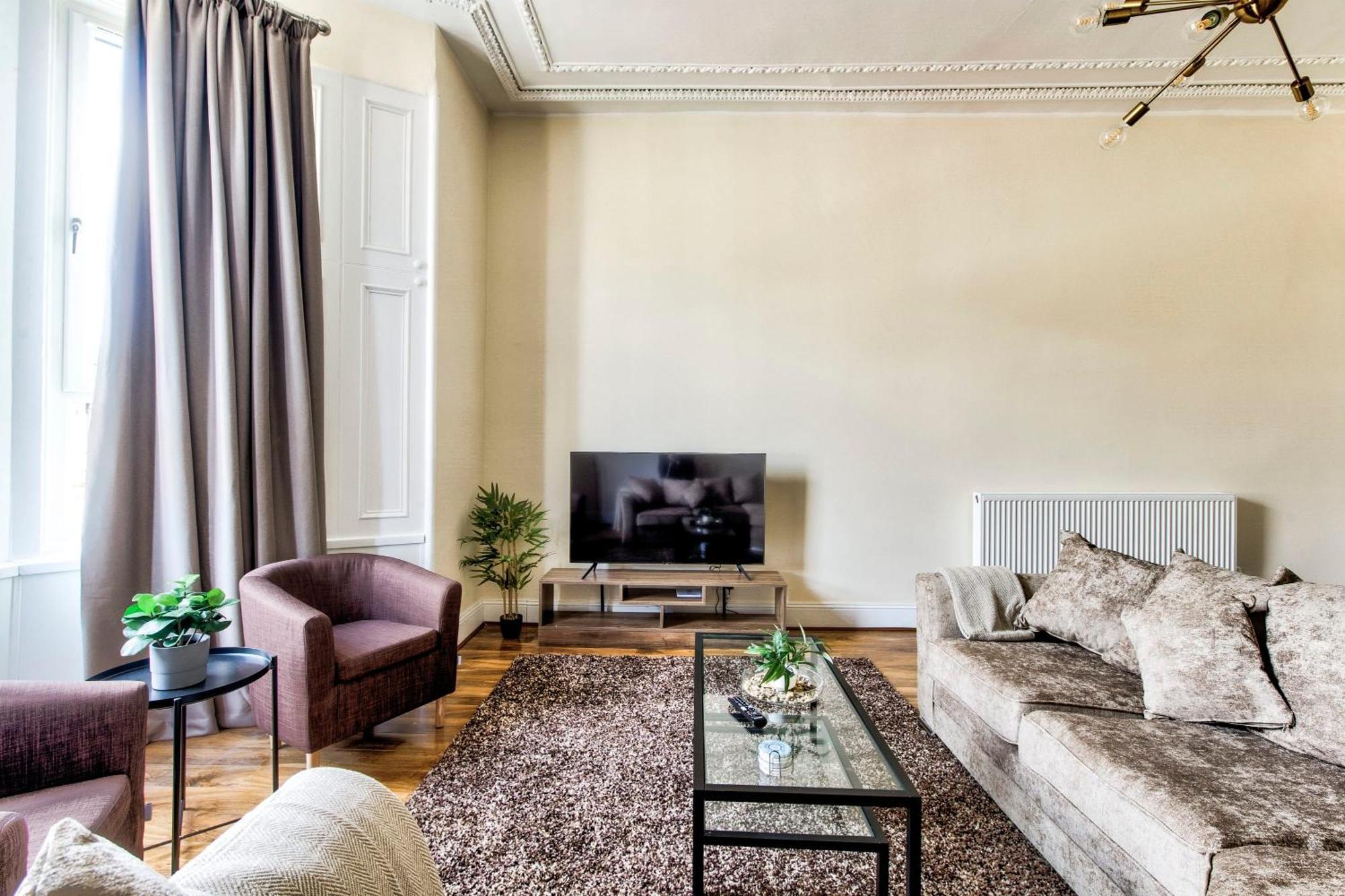 Stunning 5 Bedroom Apt, Close To City Centre, Sec, Hydro And Motorway Glasgow Exterior foto